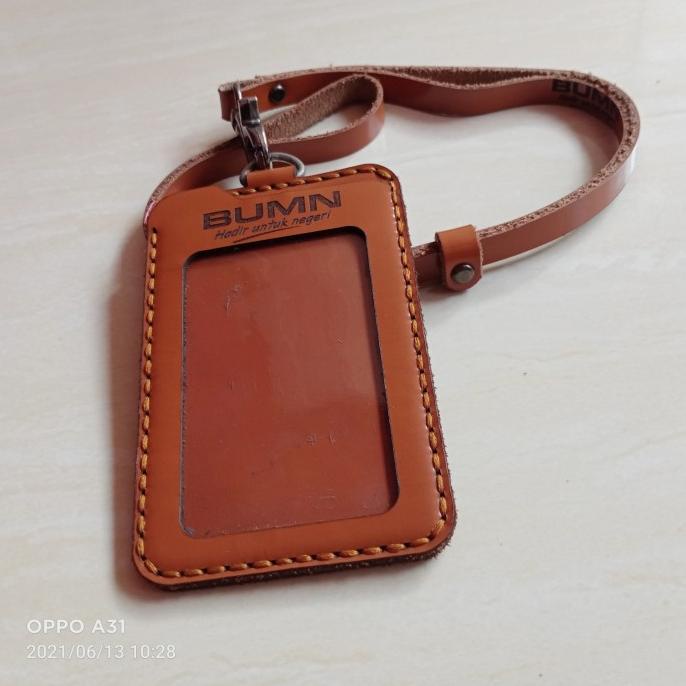 

Tali Gantungan Name Tag Id Card Kulit Asli Logo Bumn Terlaris