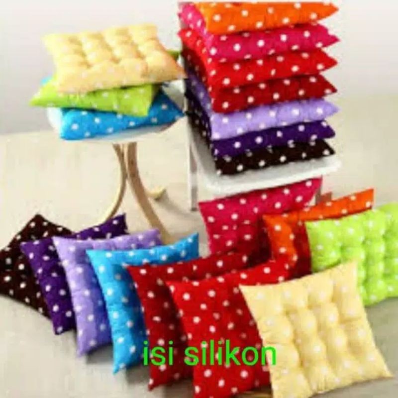 Bantal duduk Polkadot 40x40/Alas duduk motif polkadot