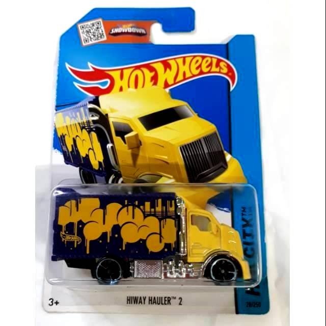 HOT WHEELS HIWAY HAULER 2