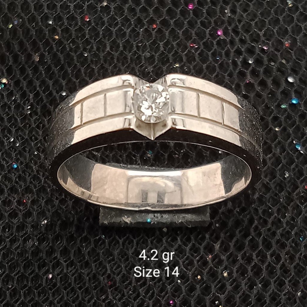 Cincin Emas 17 K - 4.2 gr Kadar 750 - 2572