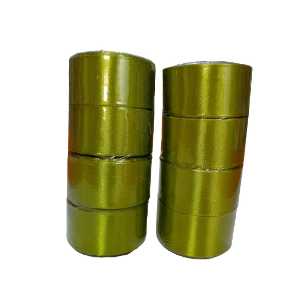 

Pita Satin Hijau Army Muda Ukuran 1.5 inch /4 cm per Roll