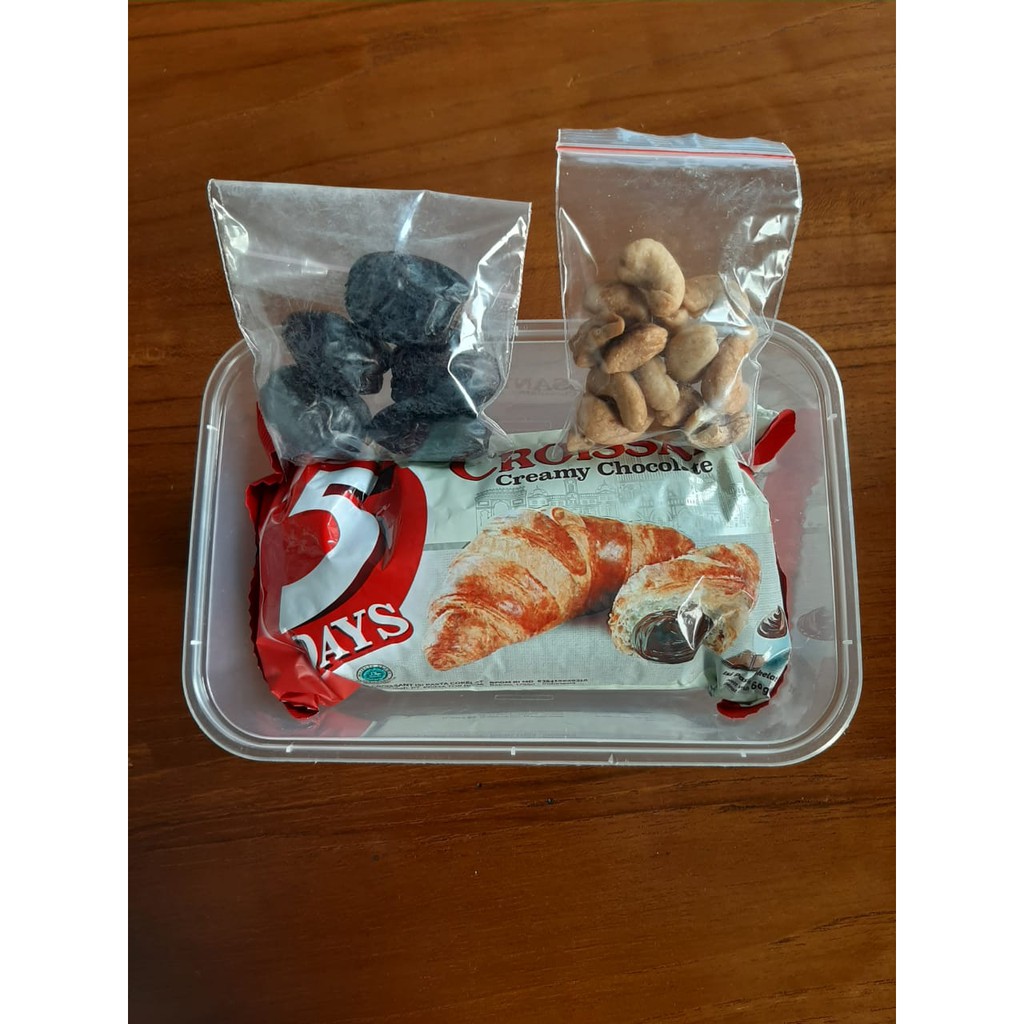 

Paket Jumat Berbagi