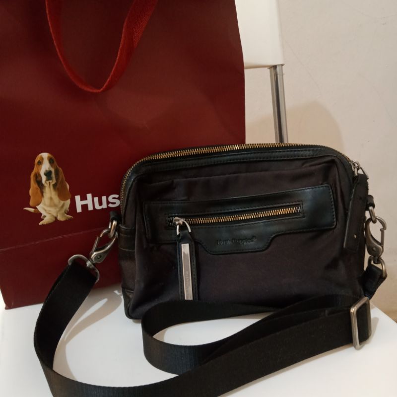 9.9 Sale Tas Hush Puppies cross body bag tas selempang unisex nylon dan kulit Preloved Sling bag