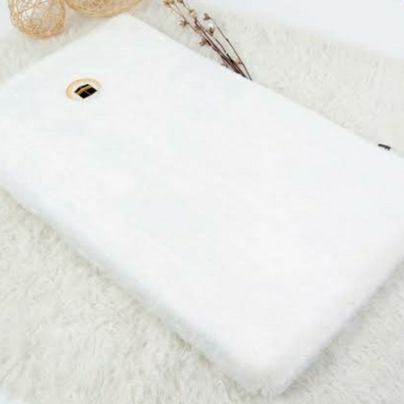 SEJADAH BULU TEBAL UK 120X65X2.5CM ANTISLIP BINTIK SUPER RAPAT