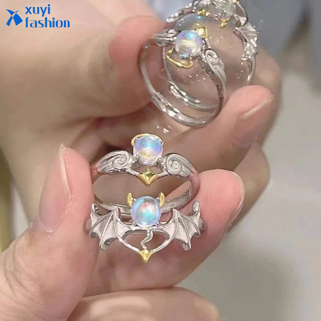 Cincin Kristal Moonstone Model Terbuka Untuk Wanita