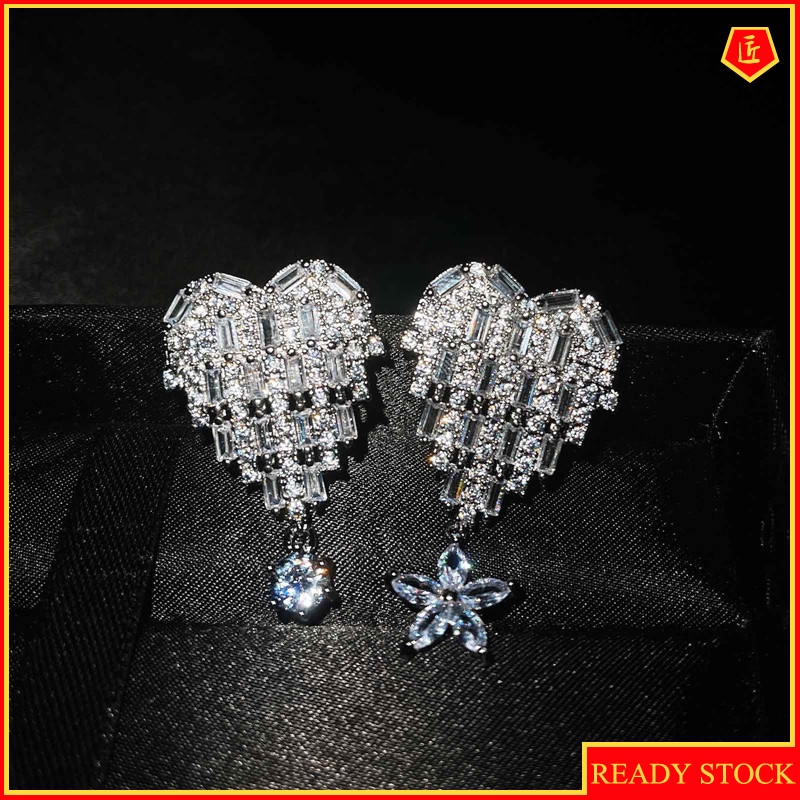 [Ready Stock]Luxury Fashion and Fully-Jewelled Heart-Shaped Stud Earrings