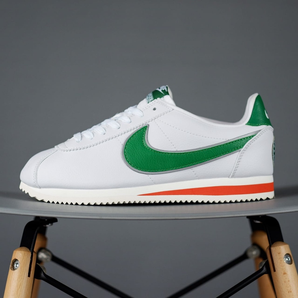 NIKE CORTEZ CLASSIC X STRANGER THINGS HAWKINS HIGH SCHOOL ORIGINAL BNIB