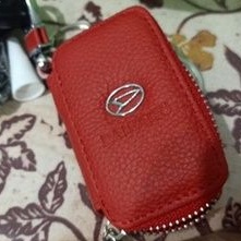 Dompet KULIT Stnk plus gantungan kunci MOBIL logo Daihatsu merah HITAM CREAM