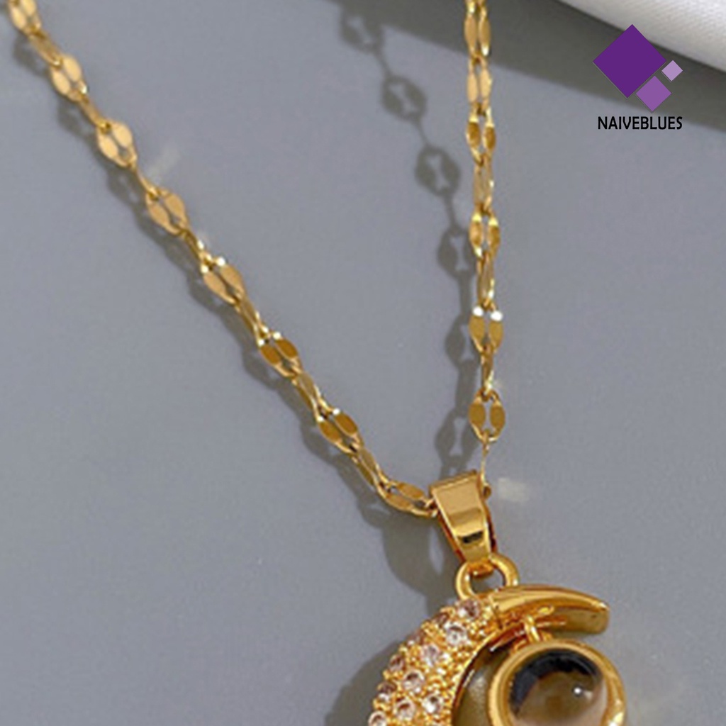 Kalung Liontin Bulan Berlian Imitasi Bahan Titanium Untuk Harian