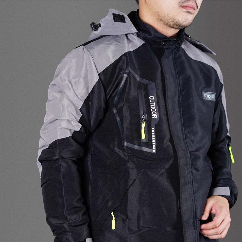 AKN - JAKET OUTDOOR GUNUNG PRIA ANTI AIR HOODIE MAT TASLAN IMPORT WATERPROOF / JAKET HOODIE OUTDOR COWOK TEBAL ANTI ANGIN WINDPROOF PREMIUM ORIGINAL SENSOR