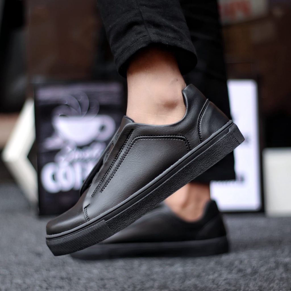 ALLE Sepatu Kasual Sneakers Pria Trendy Kulit Pu Original Distro Kerja Kantor Kuliah Ori