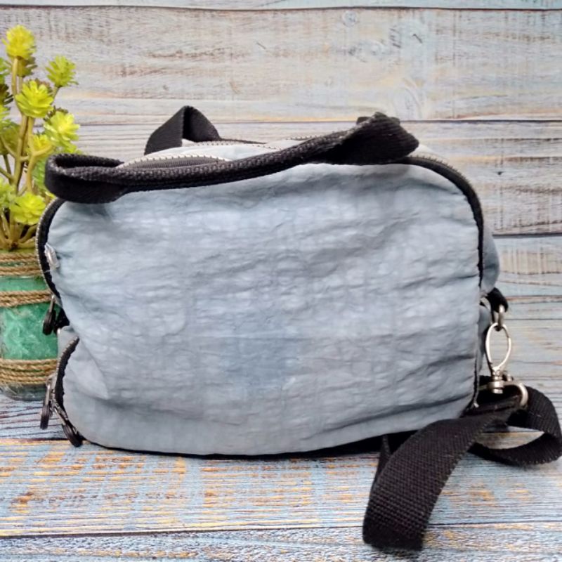 Handle Bag Kipling/ Tas Jinjing warna Biru Muda/ Sling Bag Canvas/ Tas Preloved Mantap