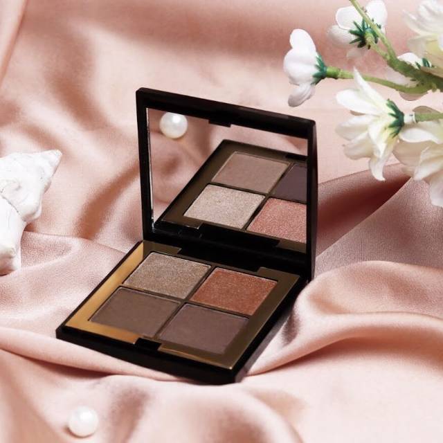 IVAN GUNAWAN  Cosmetic 4 Your Eyes Only Eyeshadow