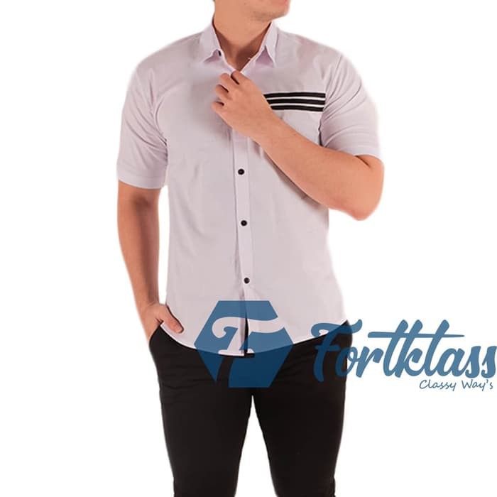 Kemeja Pria Polos Lengan Pendek / Kemeja Formal Casual Slimfit Ori - Merah, Xs