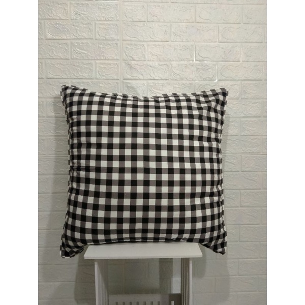 Sarung bantal kotak 70x70 motif kotak kecil star piknik
