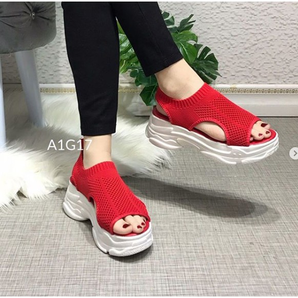 Wedges Sepatu A1G17