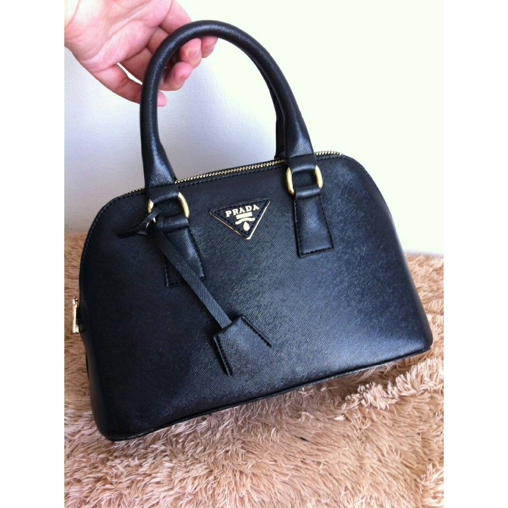 HOT SALE  Tas Wanita Prada Alma Mini Black (Prada Hitam) Premium Quality