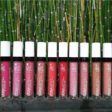 LA TULIPE STAY MATTE LIP CREAM