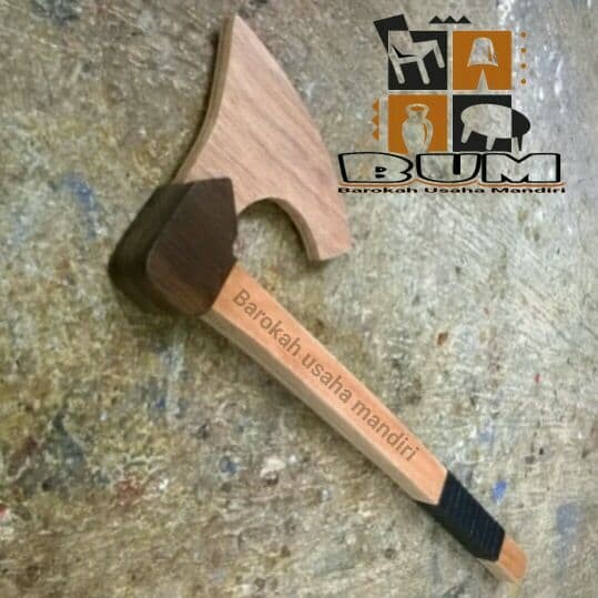 mainan pedang kayu ( wooden sword type kapak)