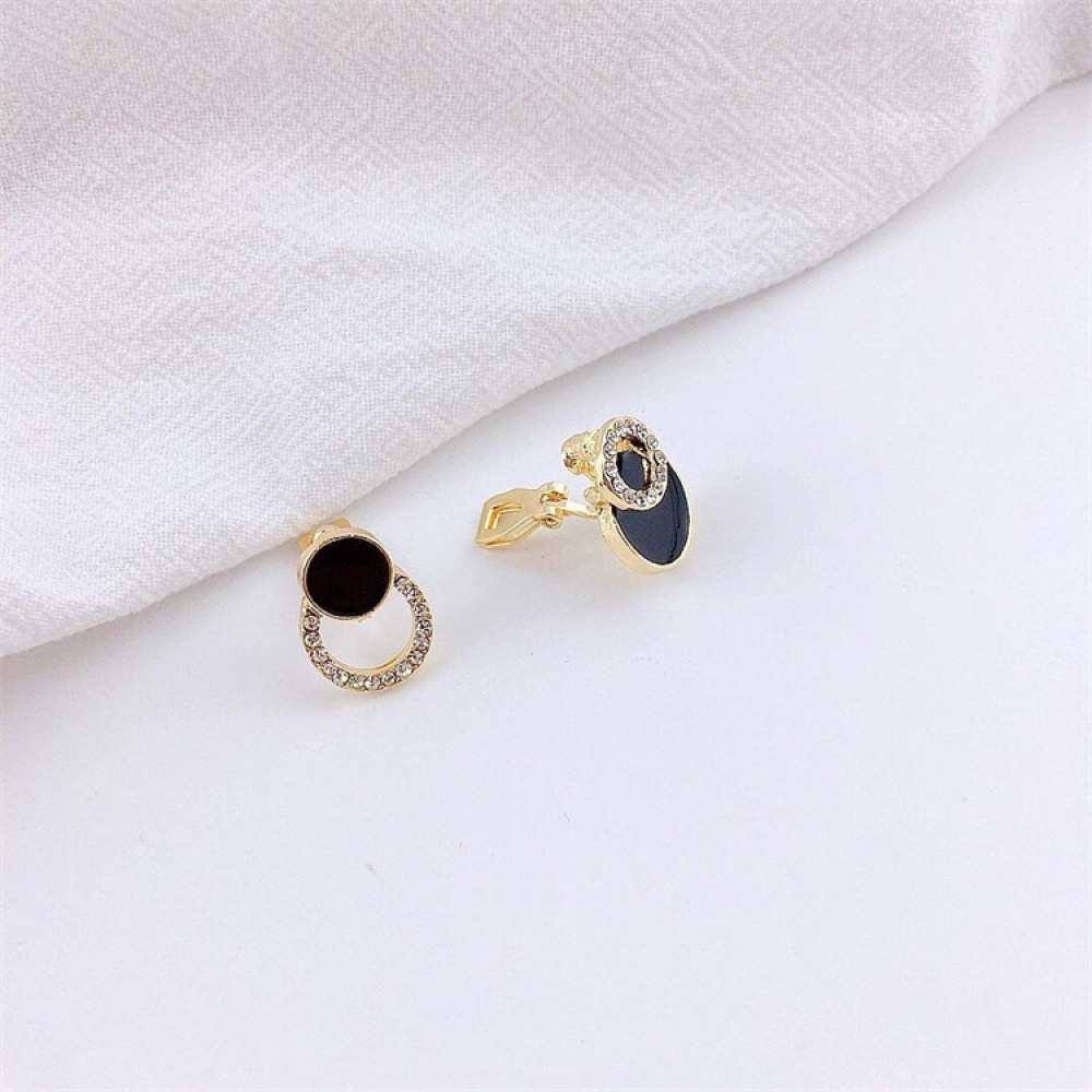 Anting Klip Tanpa Tindik Bentuk Geometri Bulat Aksen Kristal Untuk Perhiasan Wanita