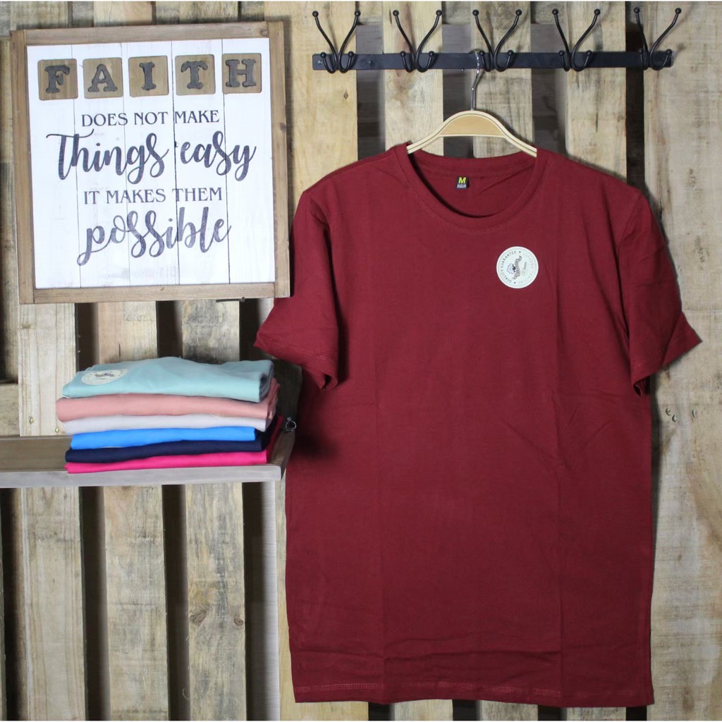 Distro Kaos Polos Pendek Soft Katun Kombet 30s Buat Cowo Dan Cewe Warna Maroon Solid