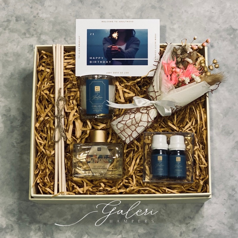 

HAMPERS BIRTHDAY | KADO PEREMPUAN / LAKI - LAKI