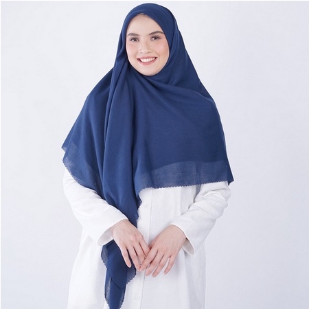 Elzatta Jilbab Segi Empat  Syar'i Bahan Voal Polos Keiva Vazza