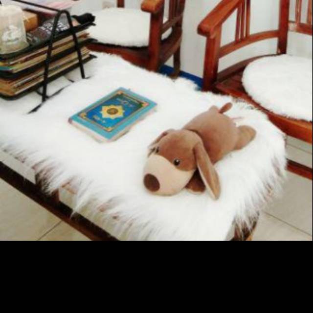 Taplak/alas foto bulu korea 50 x 75 cm, alas foto bayi, alas bayi