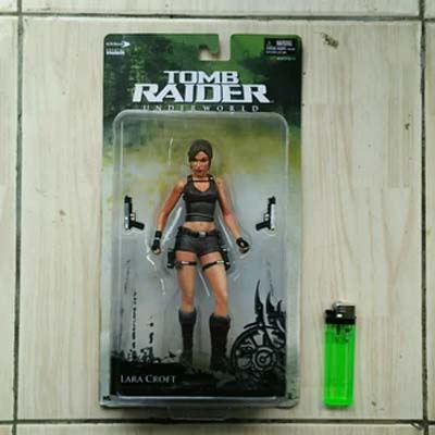 NECA Tomb Raider Lara Croft Action Figure