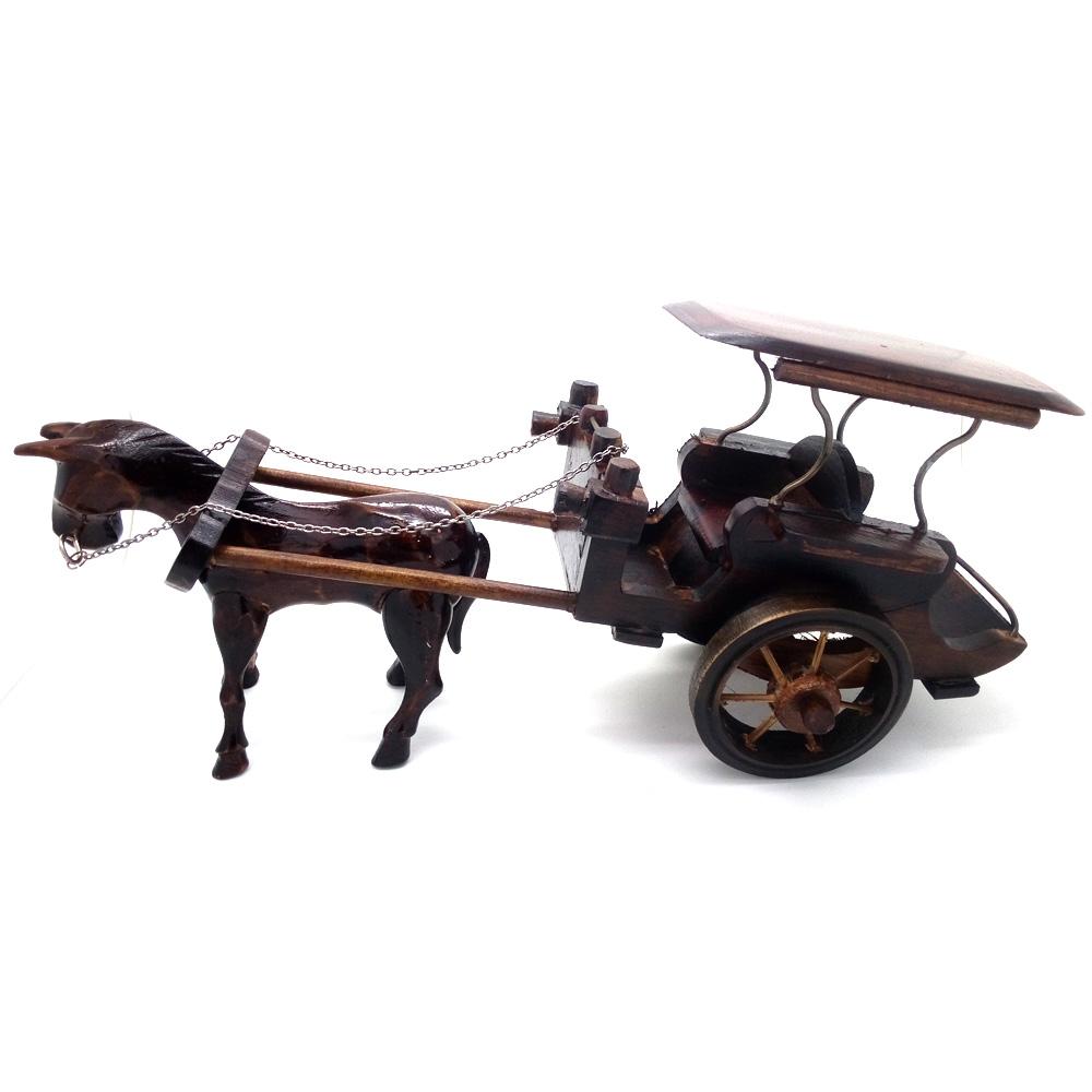 Miniatur Andong Kayu 37x23x14 cm