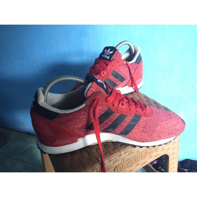 

Adidas ZX 700 IM (Tag Sample)