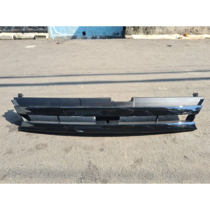 Grill Atas Nissan Serena C24 Autech Custom Black