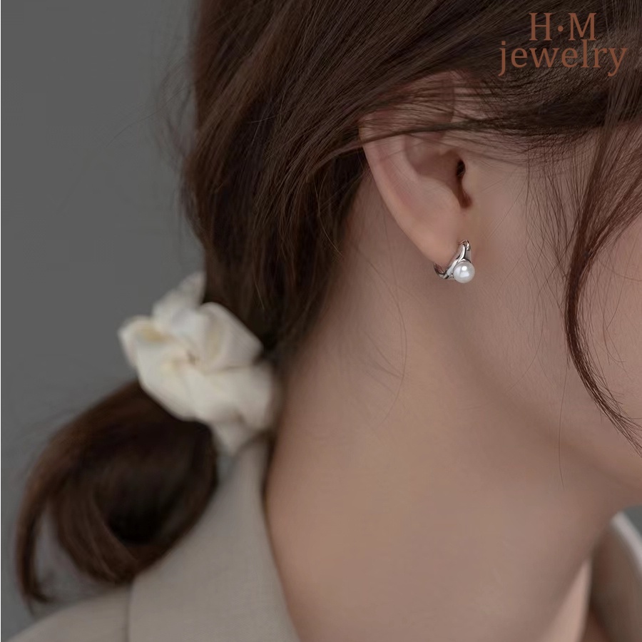 Anting Tusuk Model Geometri Dengan Mutiara Gaya Retro Untuk Wanita