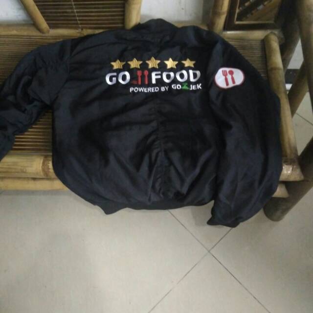 Jaket bomber Go-Food gojek