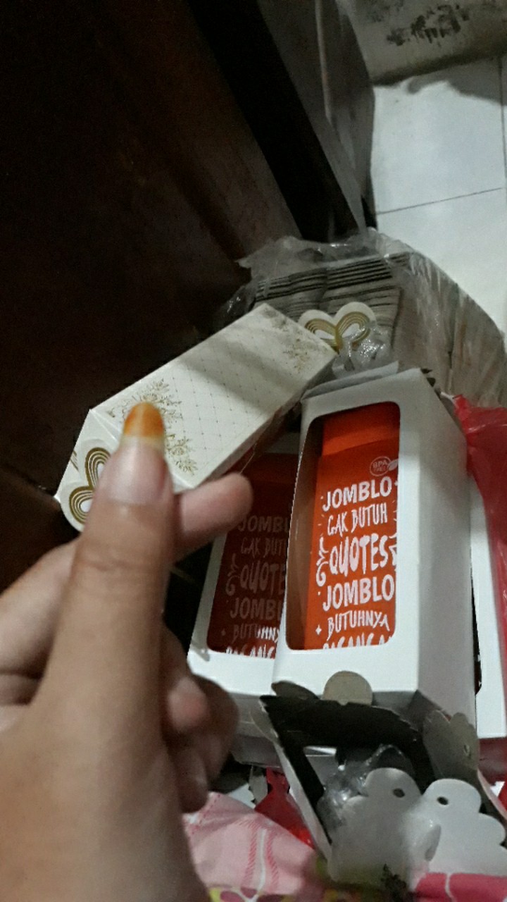 Box Botol Minum 420ml / Tumbler Uk.21 X 7 X 7 + Free Tali