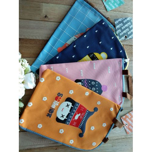 

Map Data / Map Zipper (kain) A5 HC-17668