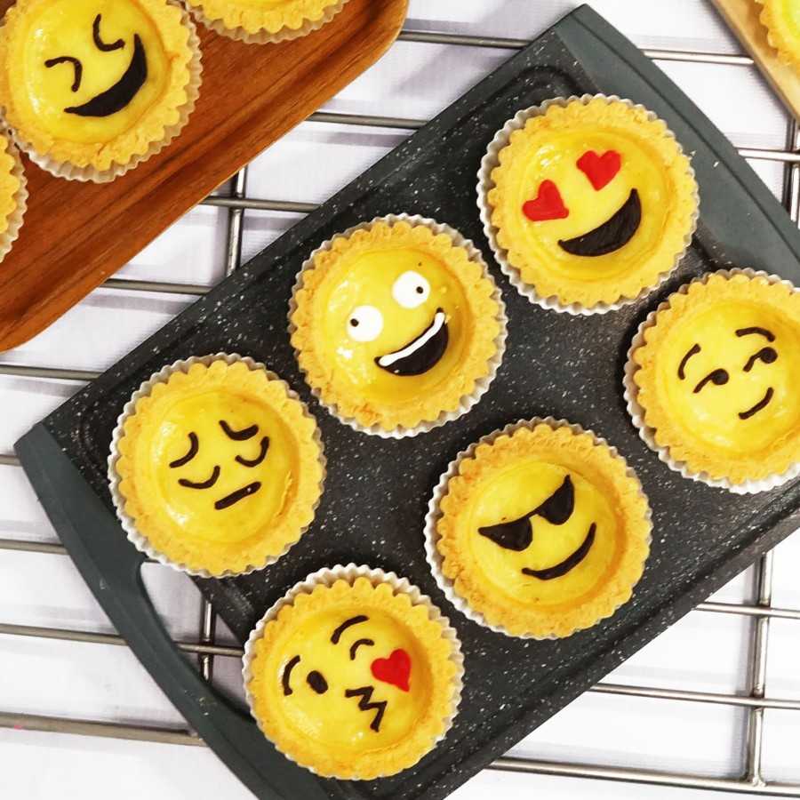 

Pie Susu - Pie - Pie enak - Pie Manis - Emoticon Pie - Pie Karakter