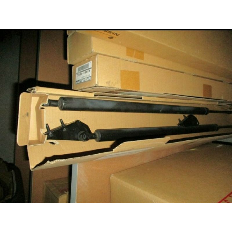 shock bagasi xtrail t32