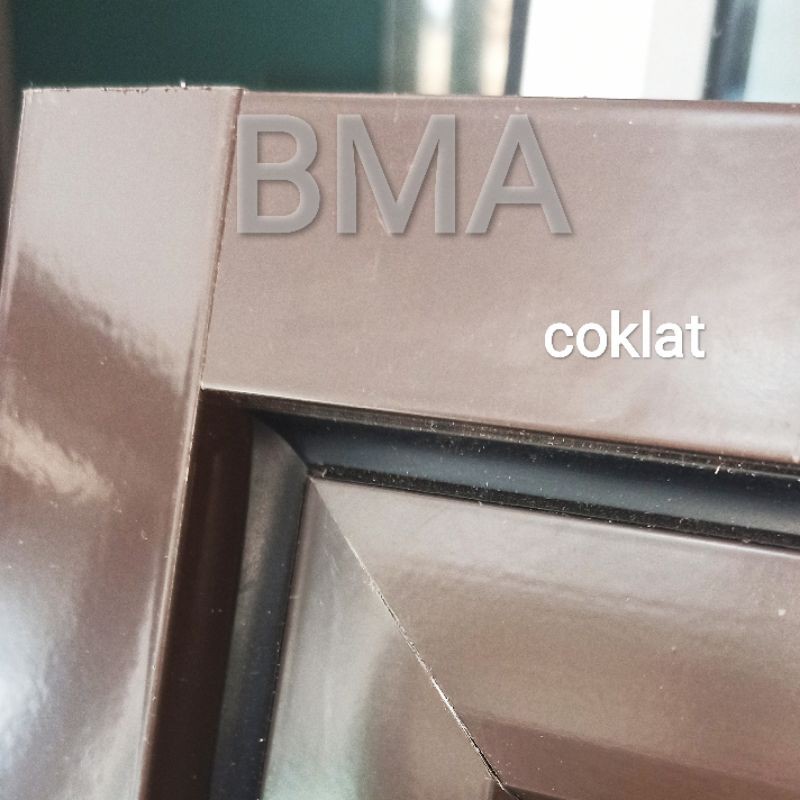 kusen kaca mati 40x150 aluminium-Coklat