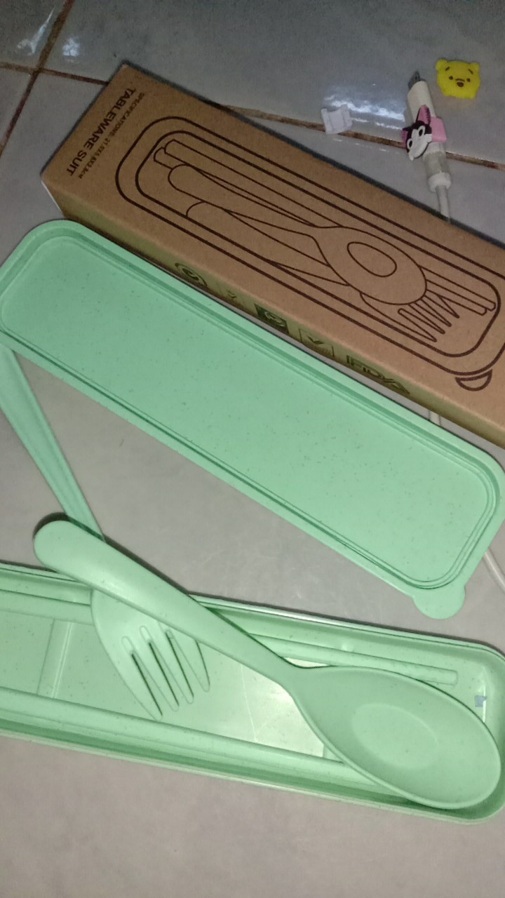 Set Peralatan Makan Gandum 3 In 1 (ada Kotak)