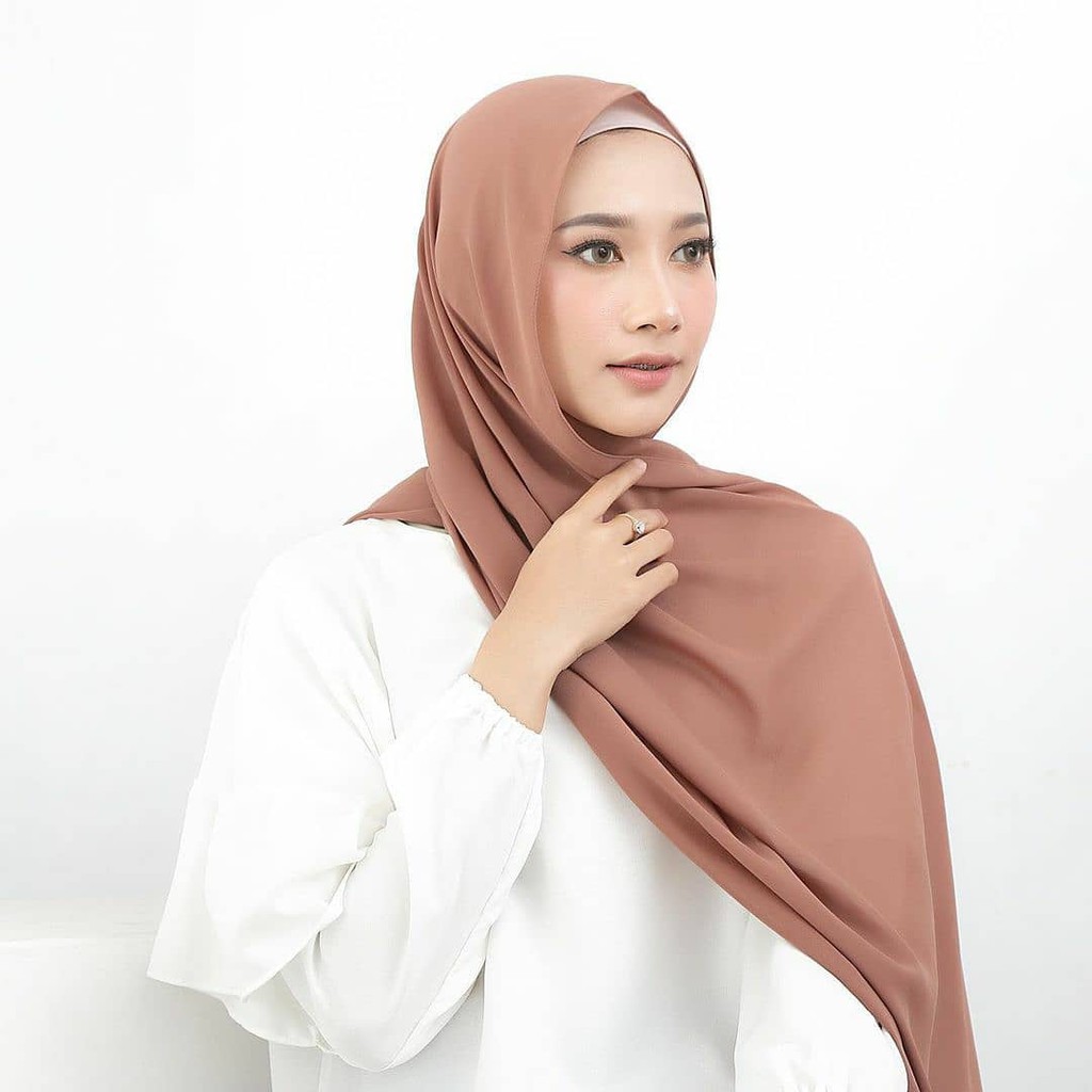 Hijab Pashmina Diamond Italiano Premium 200x75/ Pashmina Sabyan Jahit Tepi