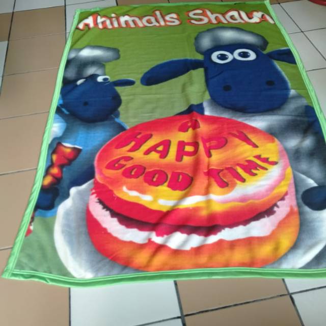Selimut anak / hotel / rumah sakit / klinik / transportasi / grosir GLORIA motif shaun the sheep