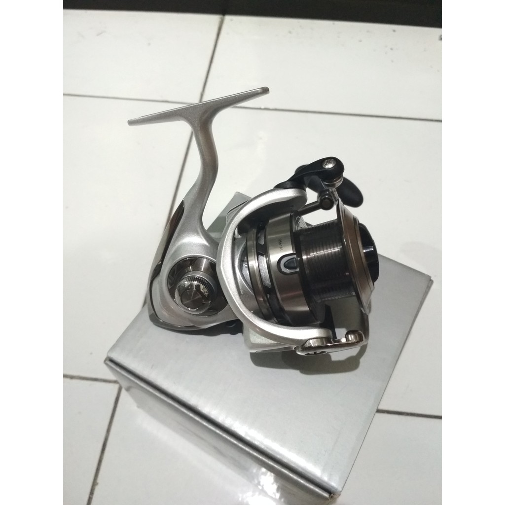 Reel  Pancing Spinning Daiwa Exceler 3000H Omah Pancing Shop