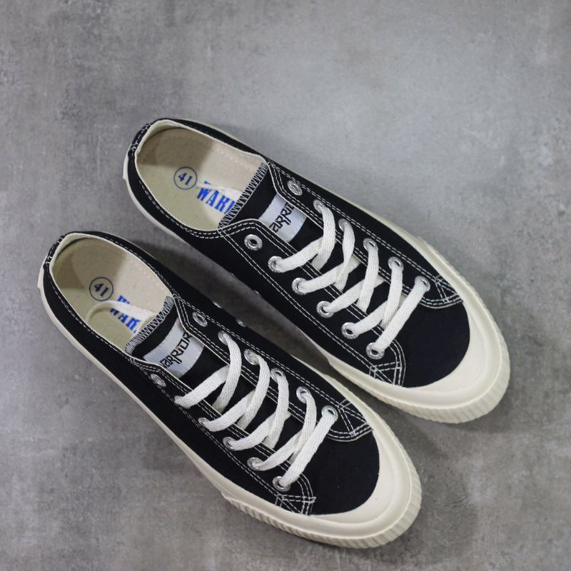 SEPATU WARRIOR VENUS - BLACK WHITE - ORIGINAL 100% / SEPATU SEKOLAH