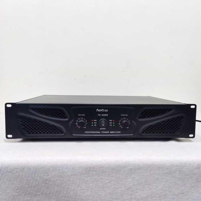 Power Audio Amplifier Firstclass FCA 2200 FC A2200 Professional Ampli