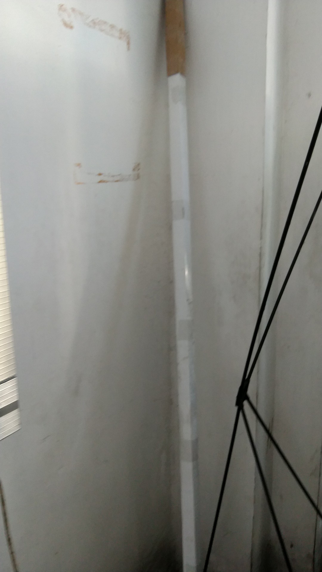 Sliding Track C4 Glatino/ Rel Pintu Geser 2,1 M Estilo / Rel Pintu Sliding 210 Cm By Belucci