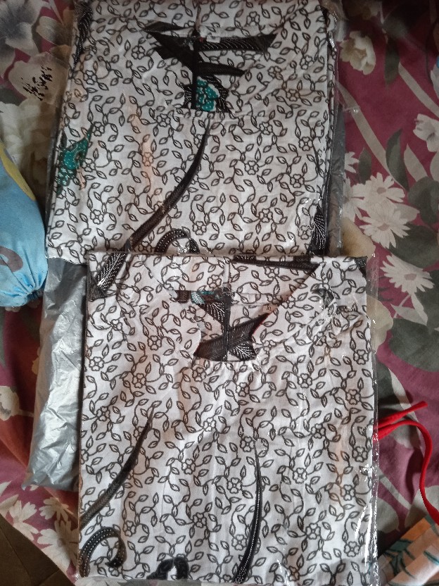 Koleksi Tunik Batik