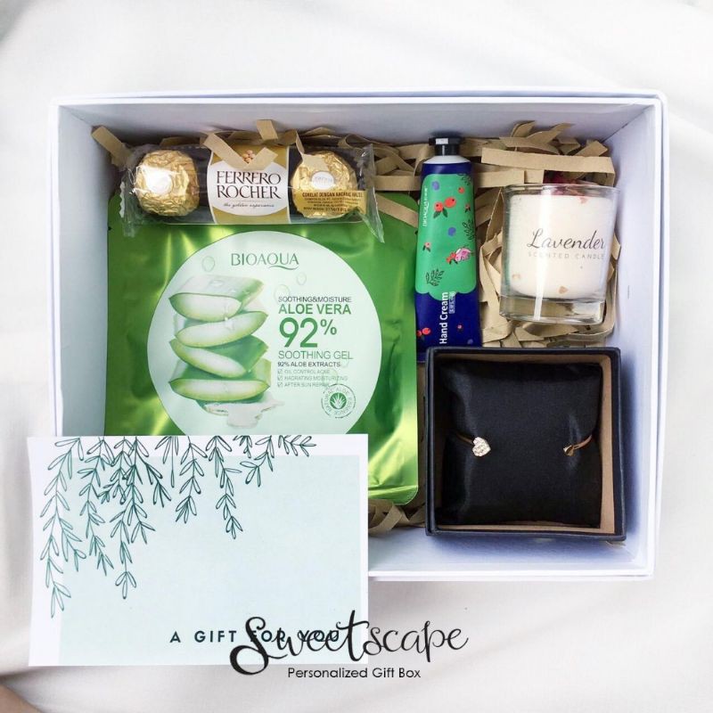 

Gift Box Package 36- Paket Hampers 36 - Hadiah For Someone