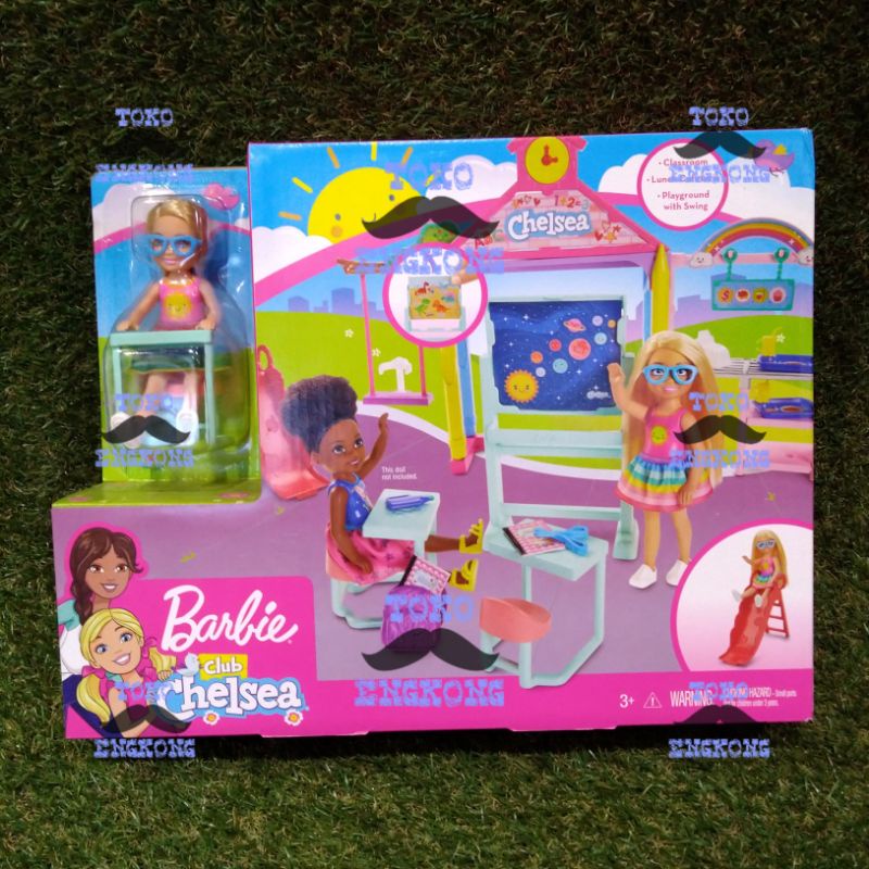BARBIE CLUB CHELSEA DOLL AND SCHOOL PLAYSET