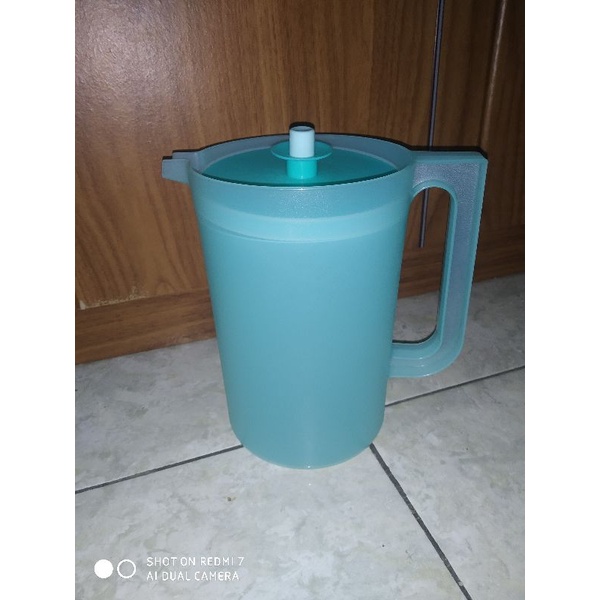 pitcher 2L tupperware